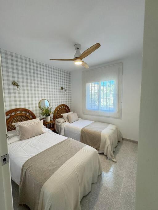 Nuevo Torrox Deluxe Beach & Piscina מראה חיצוני תמונה