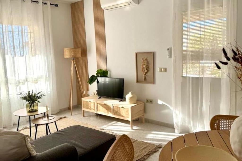 Nuevo Torrox Deluxe Beach & Piscina מראה חיצוני תמונה